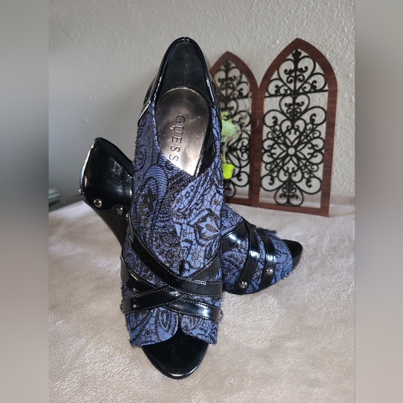 Guess peep toe high heel size 9 1/2 - Picture 2 of 8